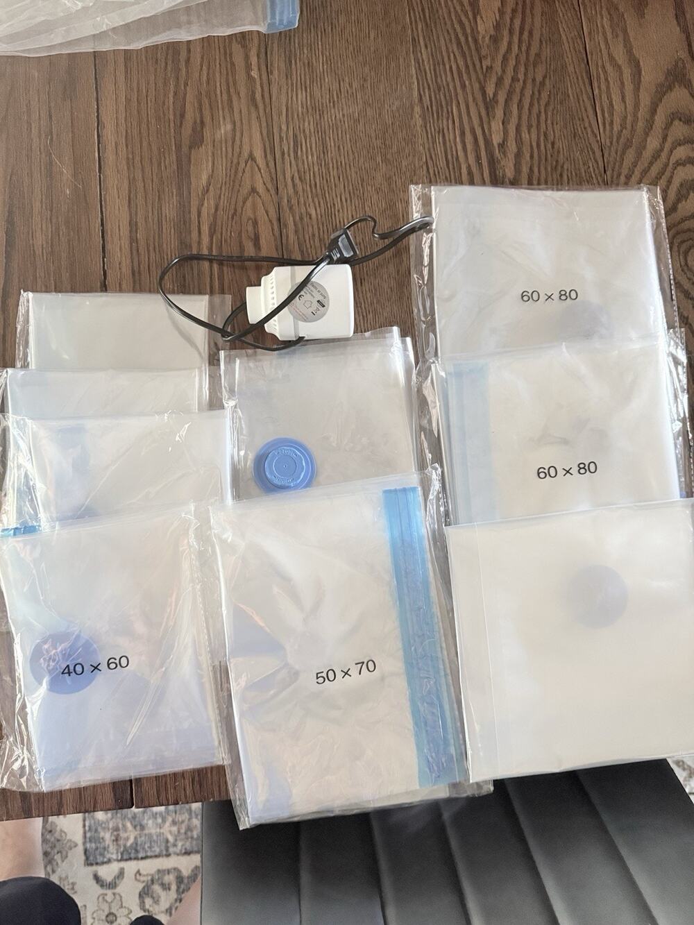 Vacuum Storage Bags with Electric Pump, 9 Pack Vacuum Sealed Bag for Clothes NEW